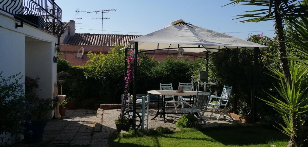 לינה וארוחת בוקר סן פנטלאו La Porta Sulla Costa מראה חיצוני תמונה